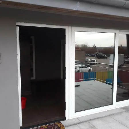 Lovely Private In A Loft Foetz